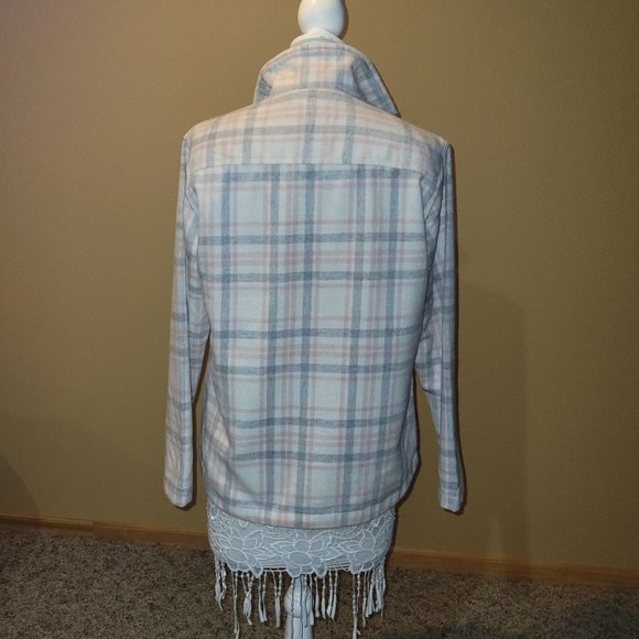 Stillwater Supply Co lined boxy shacket - Picture 5 of 8